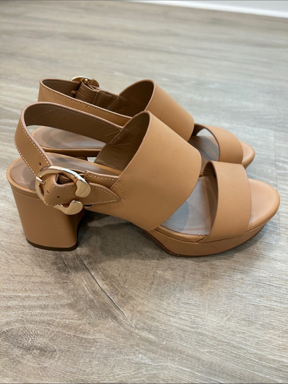 AEROSOLES Prym Block Heel Slingback Sandals